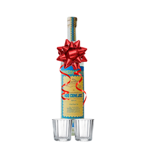 Mezcal 400 Conejos con 2 vasitos veladora